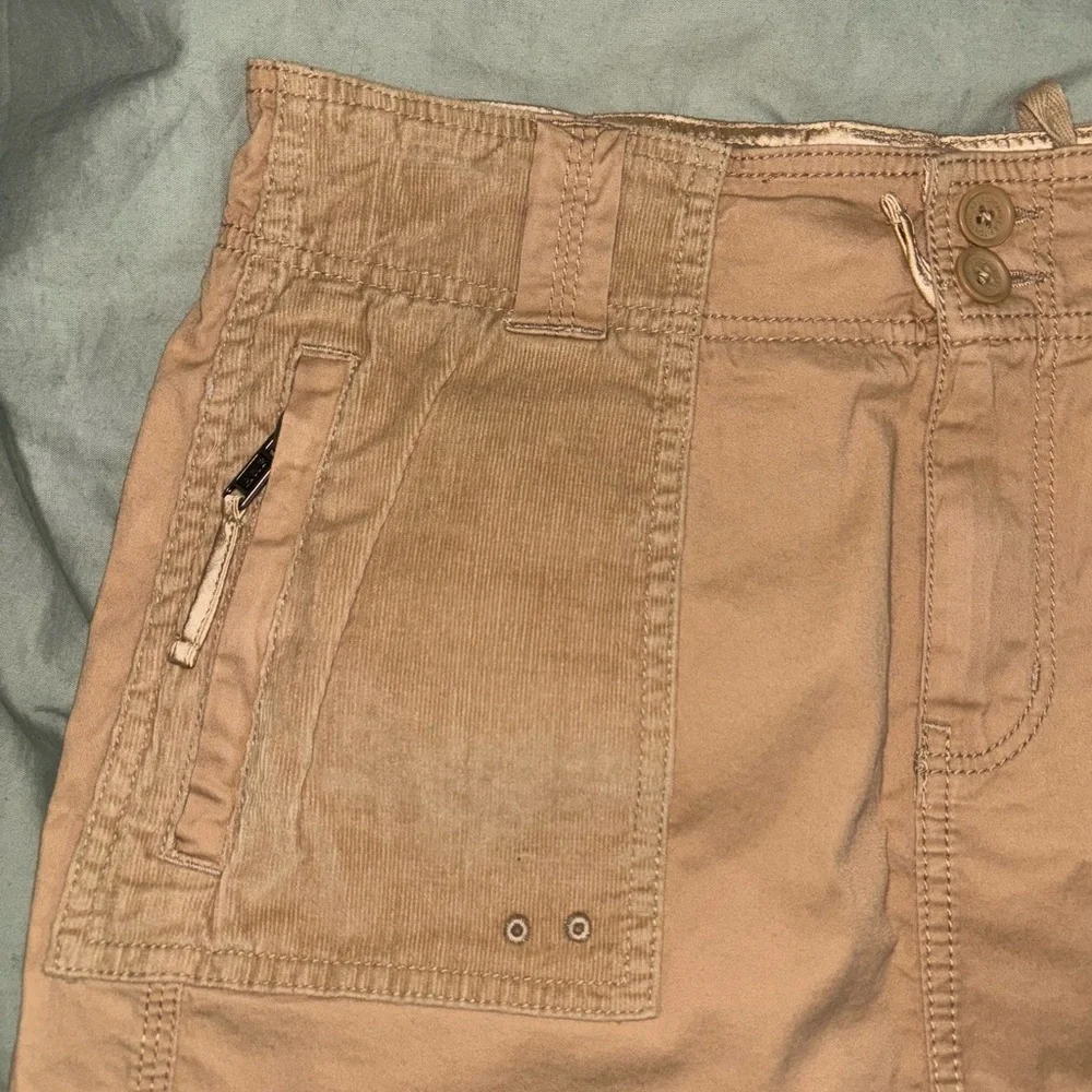 Absrcrombie Mini Skirt 🤍🐚 - Picture 2 of 6